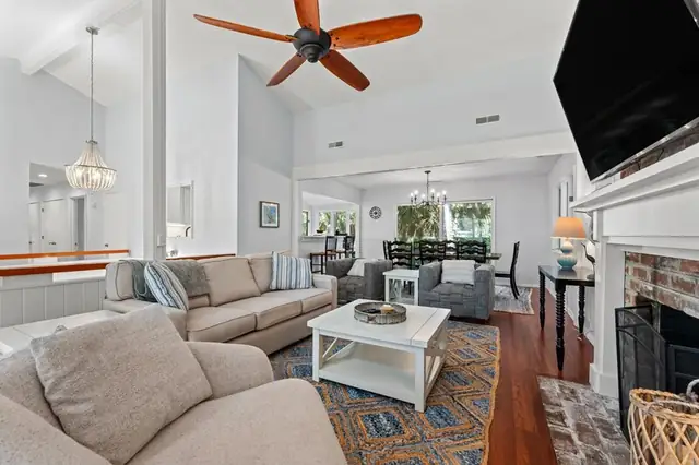 Living room of this home in Sea Pines