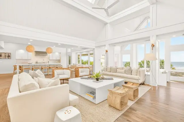 Living room of this home in Sea Pines