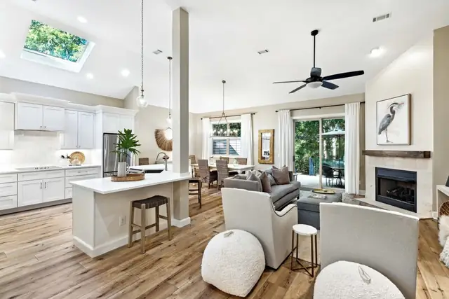 Living room of this home in Sea Pines