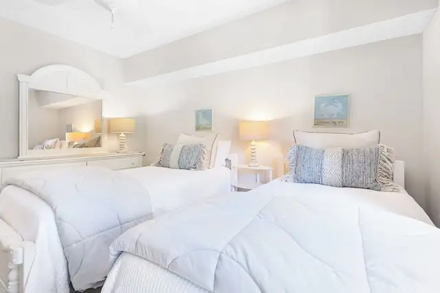 Bedroom of this home in Sea Pines