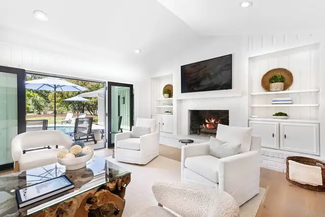 Living room of this home in Sea Pines