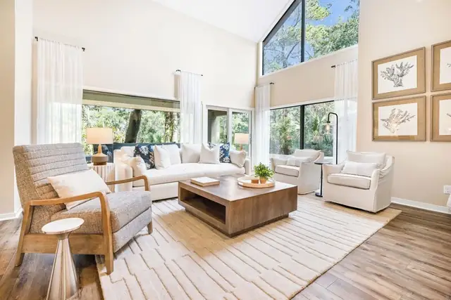 Living room of this home in Sea Pines
