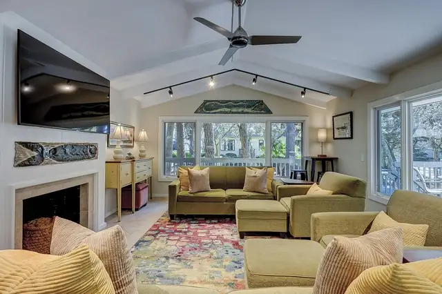 Living room of this home in Sea Pines