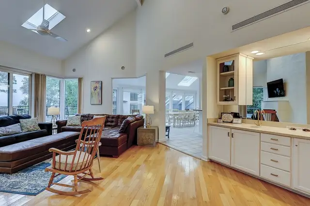 Living room of this home in Sea Pines
