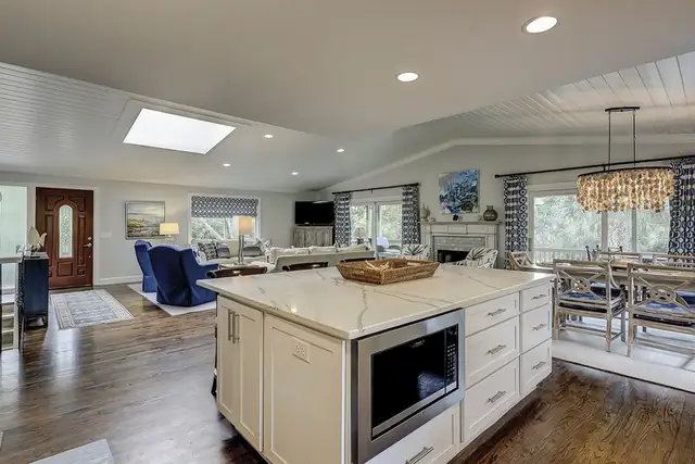 Living room of this home in Sea Pines