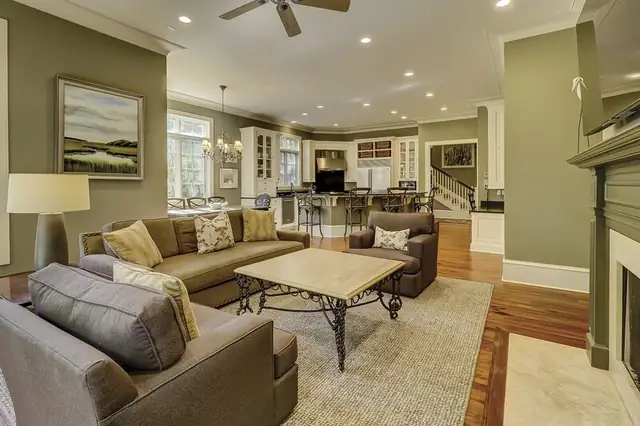 Living room of this home in Sea Pines
