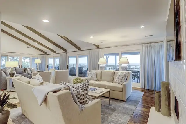 Living room of this home in Sea Pines