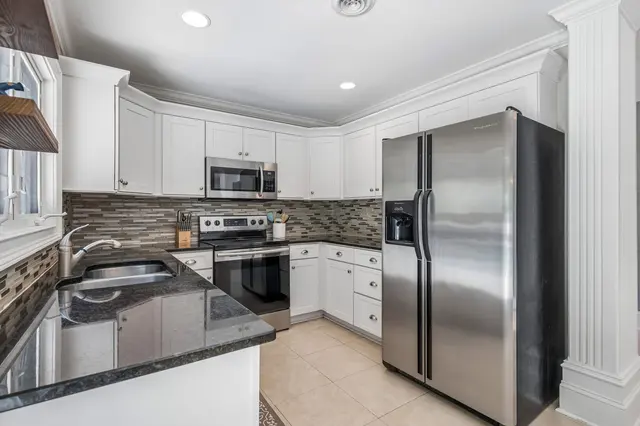 Kitchen of this home in Sea Pines