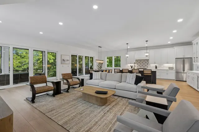 Living room and kitchen of this home in Sea Pines