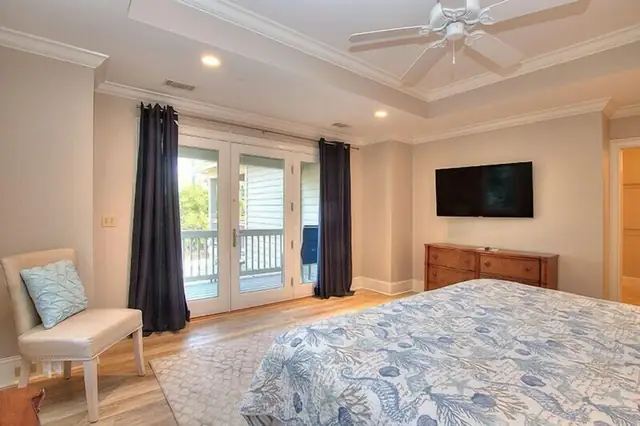 Bedroom of this home in Sea Pines