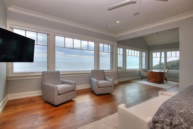 Living room of this home in Sea Pines