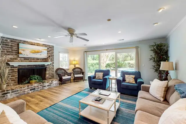 Living room of this home in Sea Pines