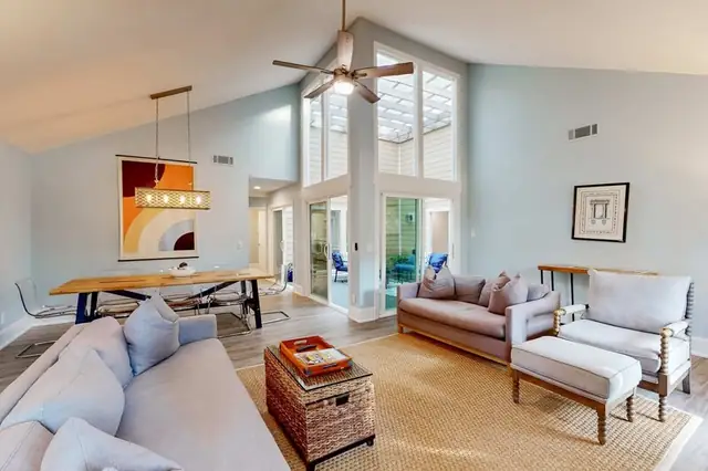 Living room of this home in Sea Pines