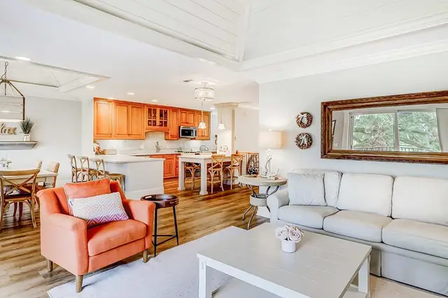 Living room of this home in Sea Pines