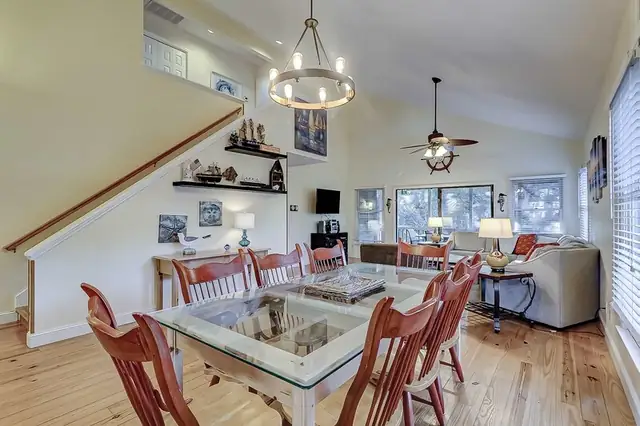 Living room of this home in Sea Pines