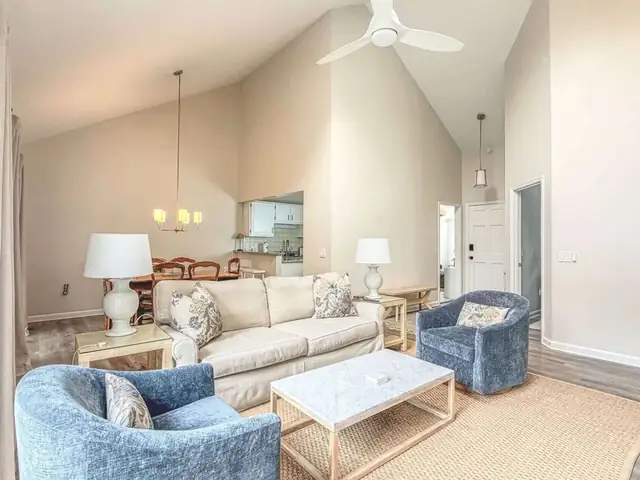 Living room of this home in Sea Pines
