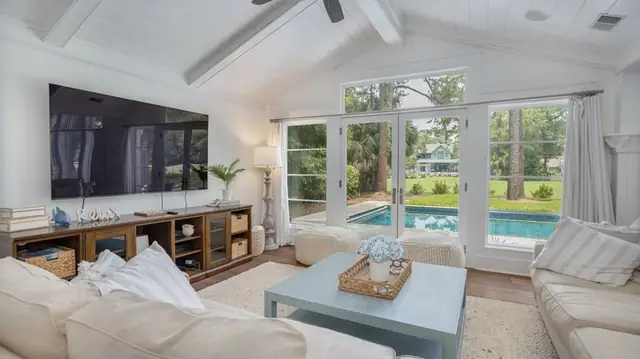 Living room of this home in Sea Pines