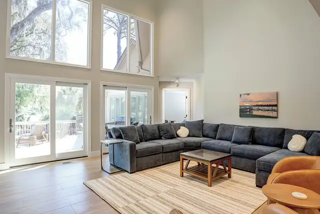 Living room of this home in Sea Pines
