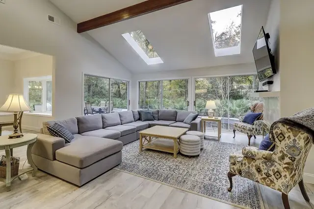 Living room of this home in Sea Pines