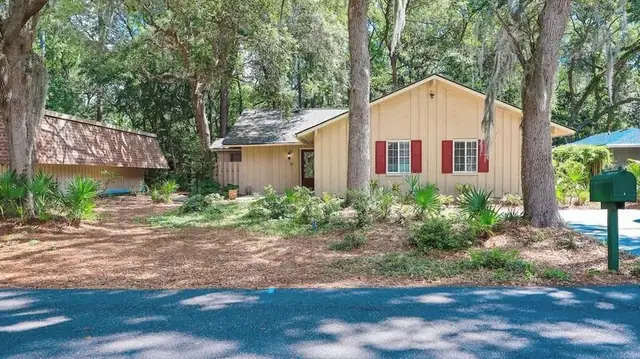 Outside of this home in Sea Pines