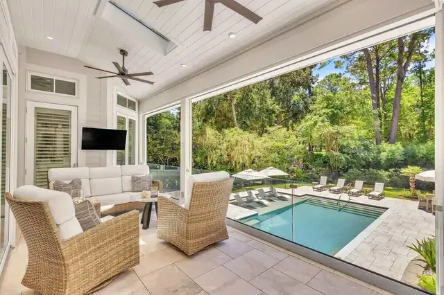 Living room of this home in Sea Pines