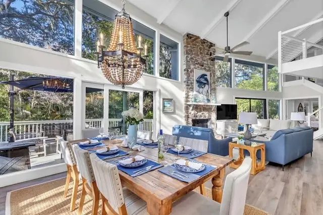 Living room of this home in Sea Pines