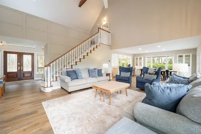 Living room of this home in Sea Pines