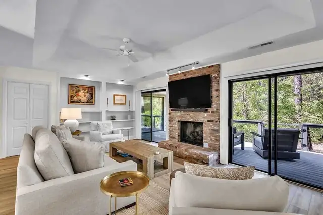 Living room of this home in Sea Pines