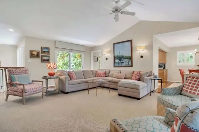Living room of this home in Sea Pines