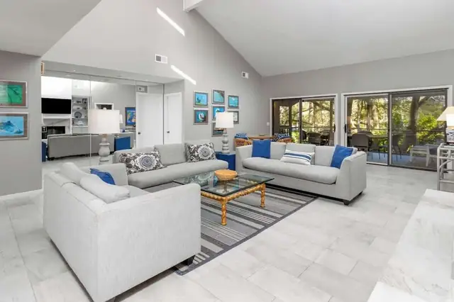 Living room of this home in Sea Pines