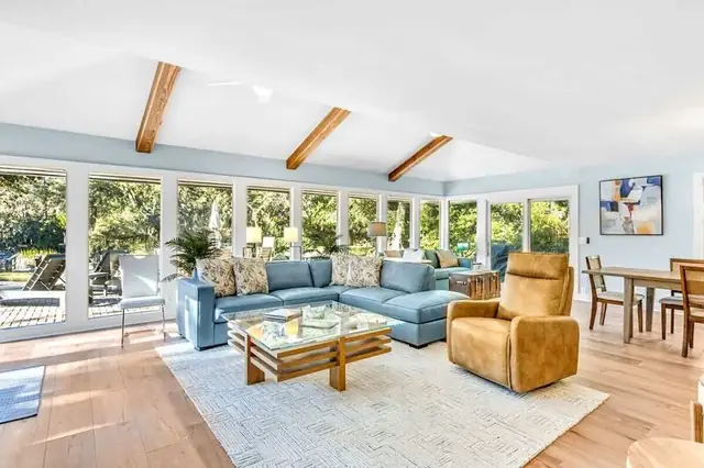 Living room of this home in Sea Pines