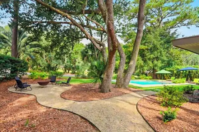 Photo of this home in Sea Pines