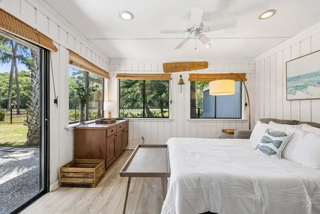 Bedroom of this home in Sea Pines