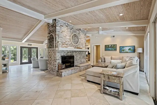 Living room of this home in Sea Pines