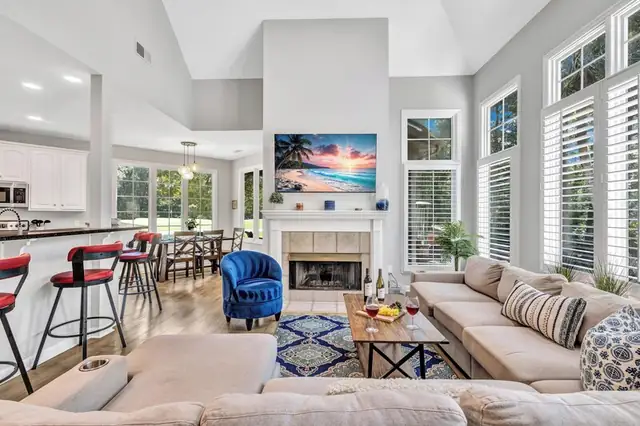 Living room of this home in Sea Pines