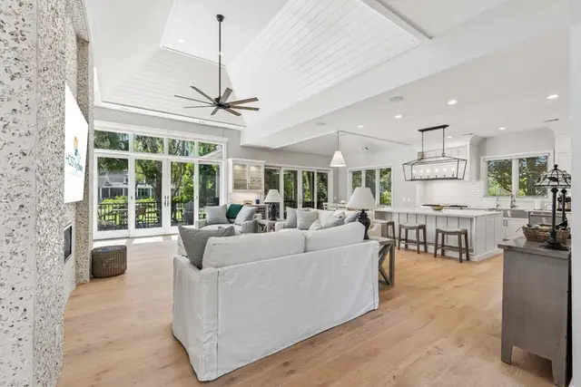 Living room of this home in Sea Pines