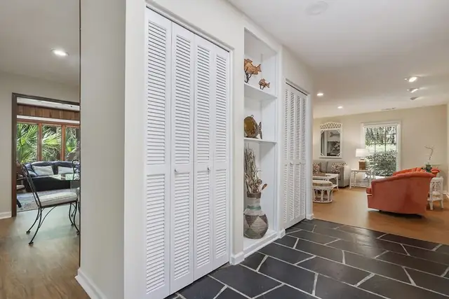 Living room of this home in Sea Pines