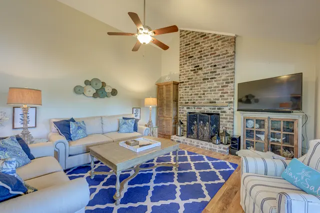 Living room of this home in Sea Pines