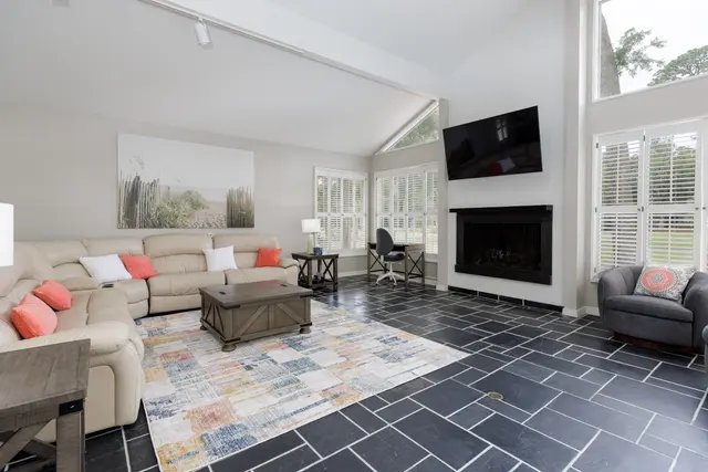 Living room of this home in Sea Pines