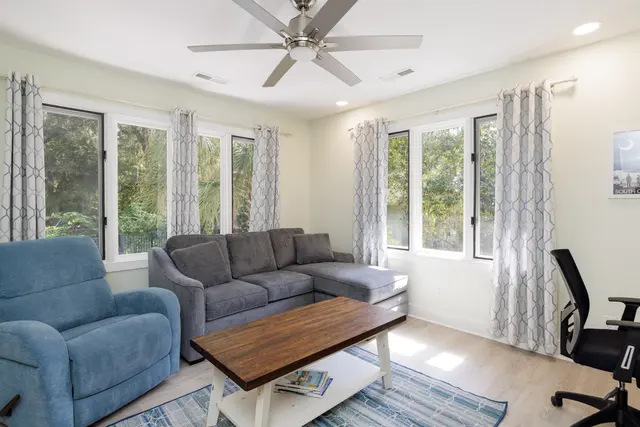 Family room of this home in Sea Pines