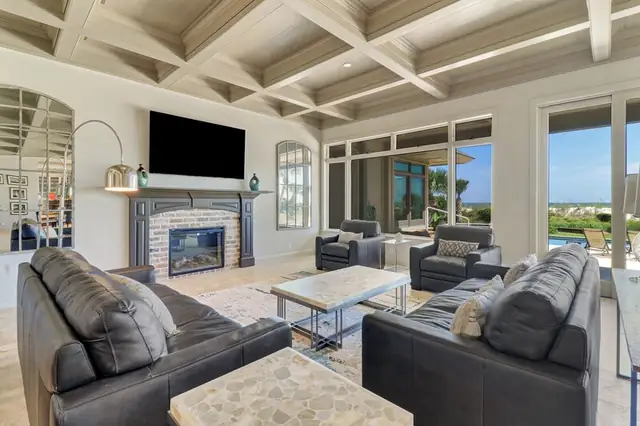 Living room of this home in Sea Pines
