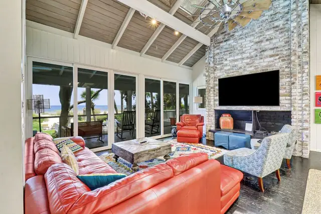 Living room of this home in Sea Pines