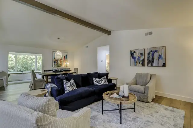 Living room of this home in Sea Pines