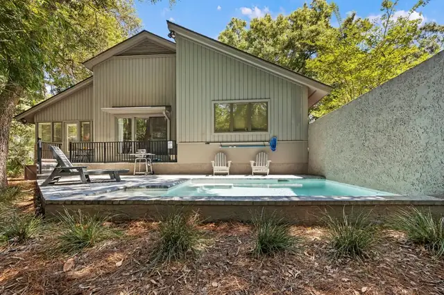 Outside of this home in Sea Pines