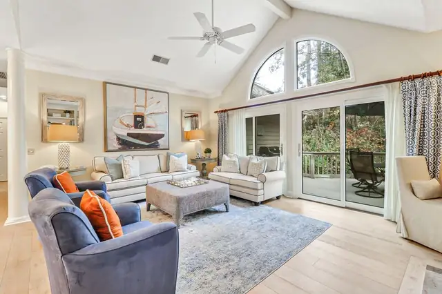Living room of this home in Sea Pines