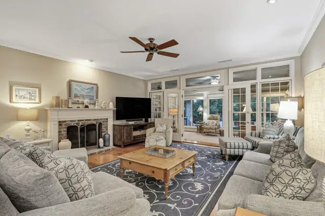 Living room of this home in Sea Pines