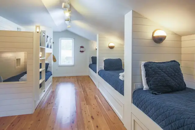 Bedroom of this home in Sea Pines