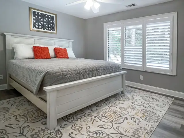 Bedroom of this home in Sea Pines