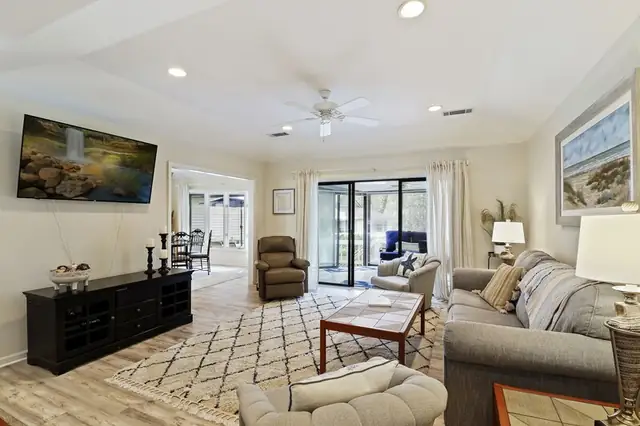 Living room of this home in Sea Pines
