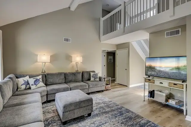 Living room of this home in Sea Pines